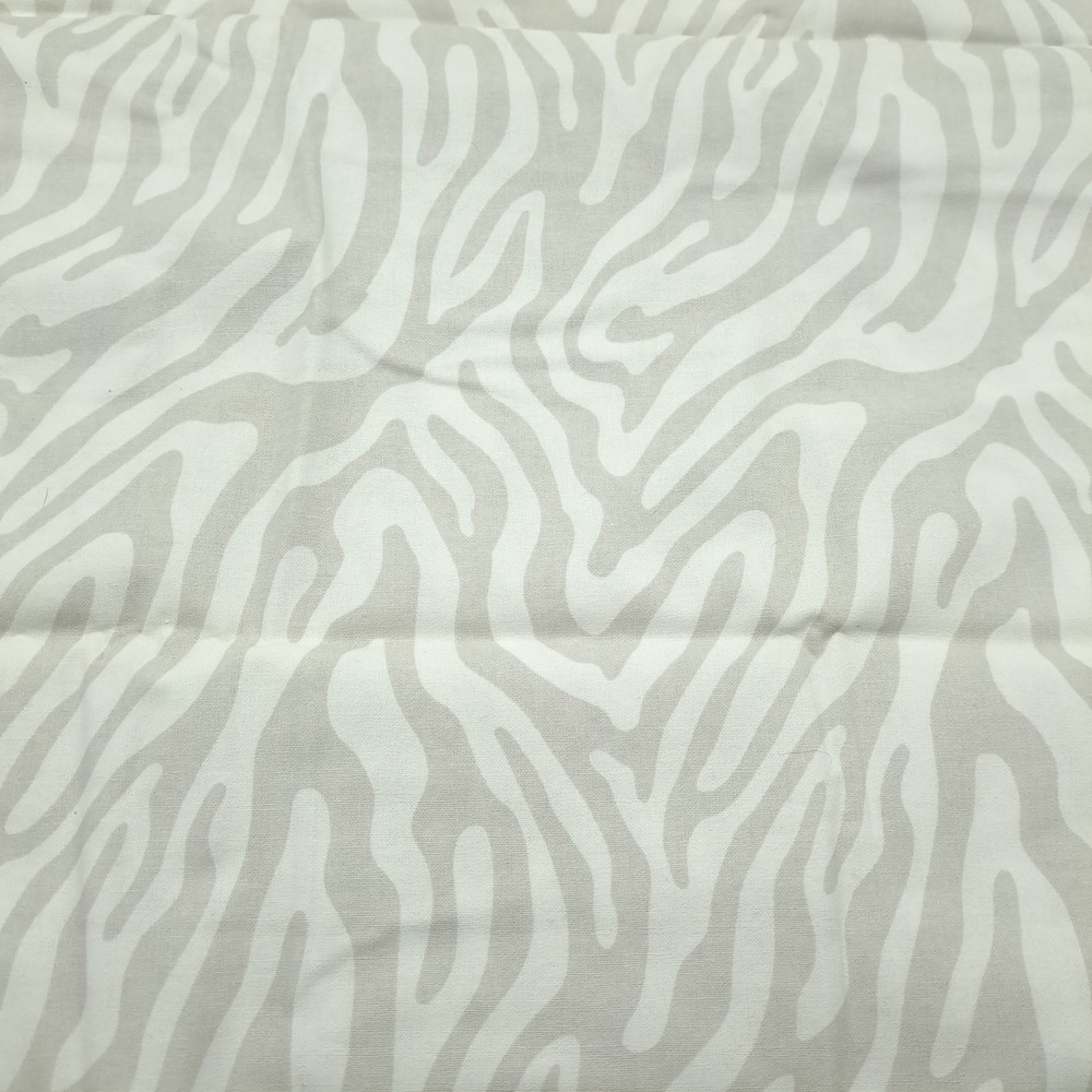 Vintage‎ Joann Fabrics Zebra Print Grey White Animal Stripe Fabric 0.69 Yard